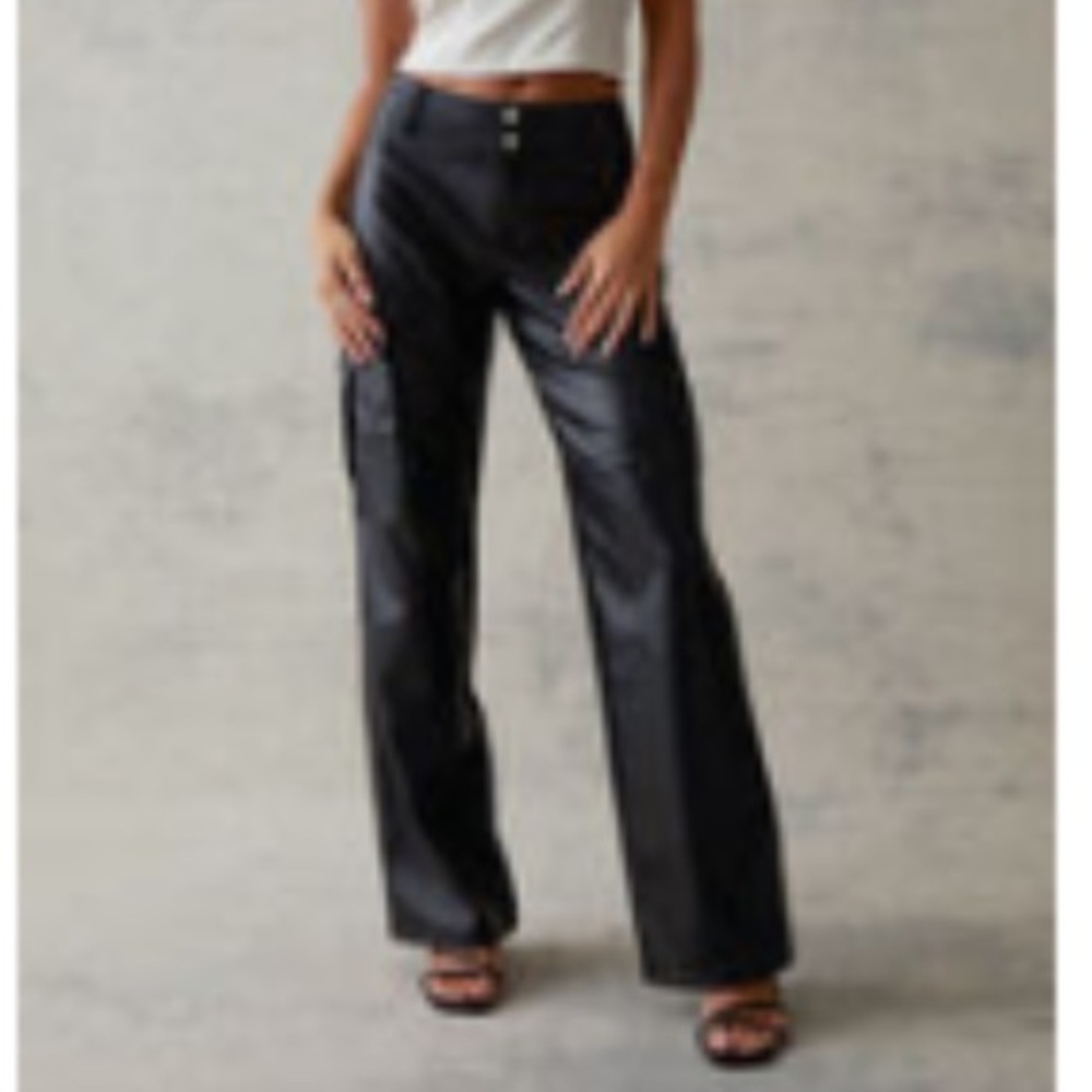 Kendall & Kylie Faux Leather Cargo Pants